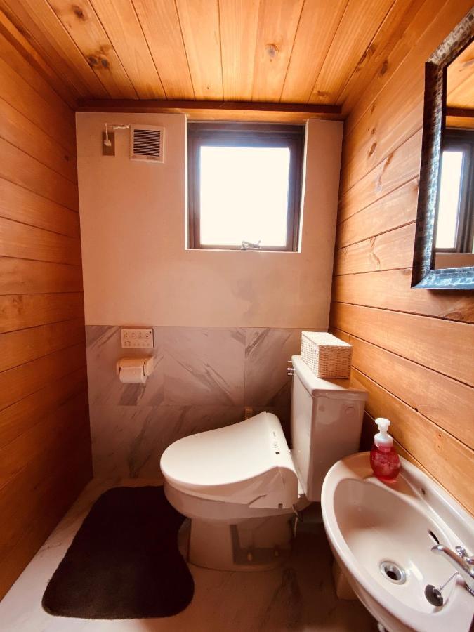 Sea Breeze Villa Onna Kültér fotó
